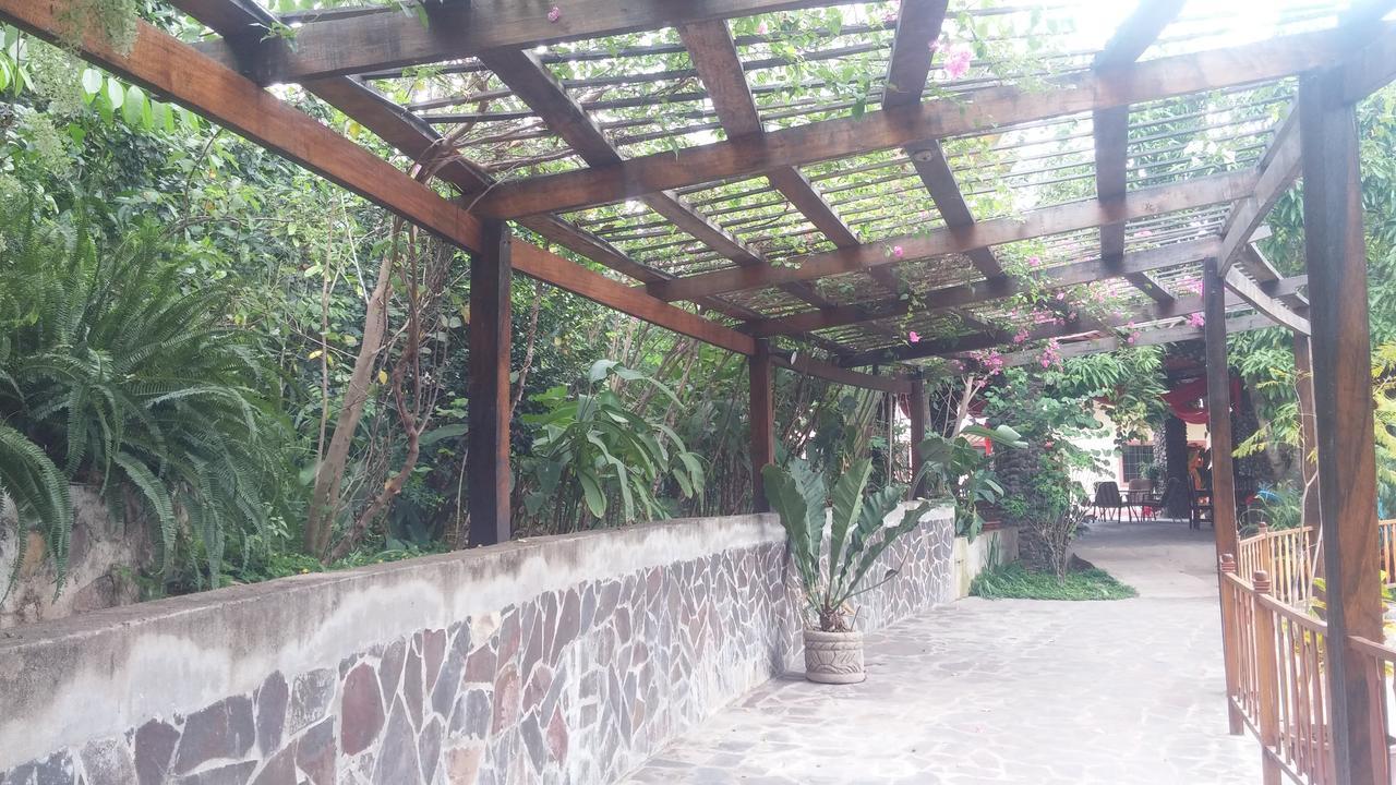 Apart Hotel Acuarious De Luis Estelí Kültér fotó